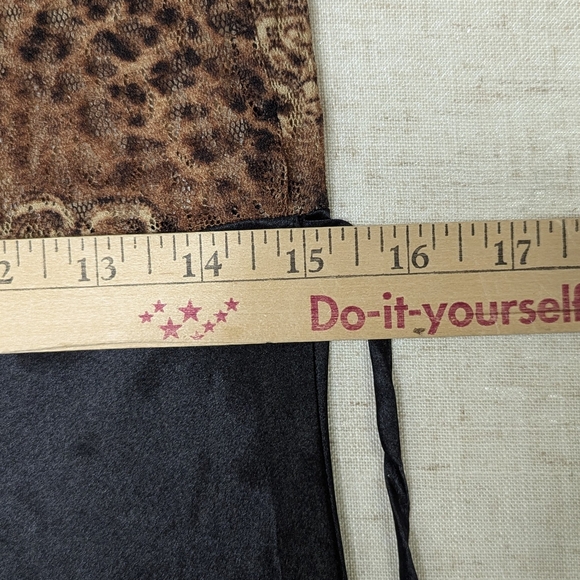 ​Gilligan & O'Malley Leopard Lace Maxi Nightgown M Slit Valentine's Sexy - Picture 10 of 13